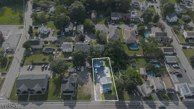 main property photo 15