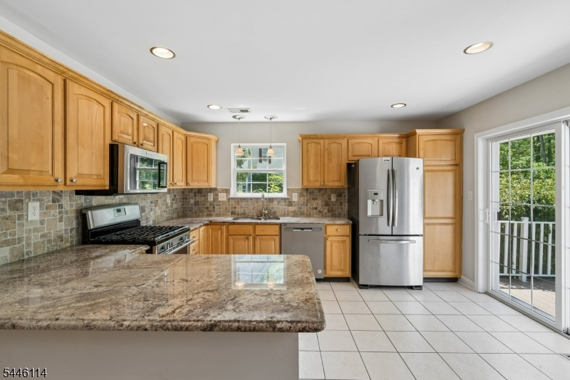 main property photo 12