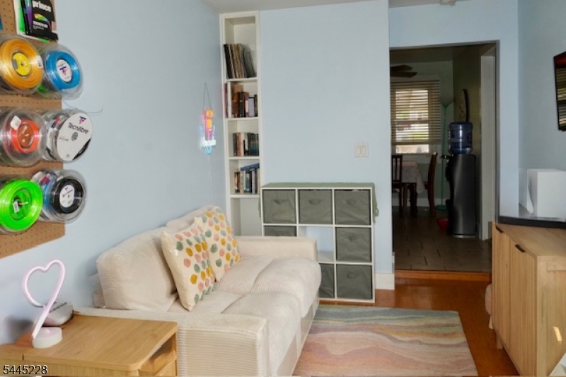 main property photo 15