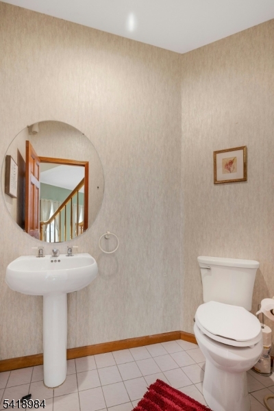 main property photo 23