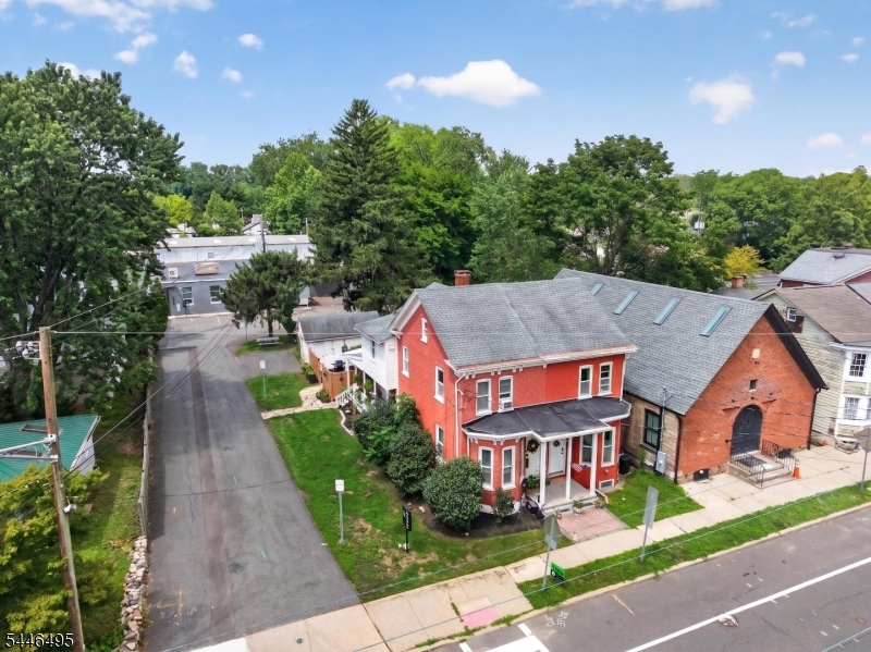 main property photo 35