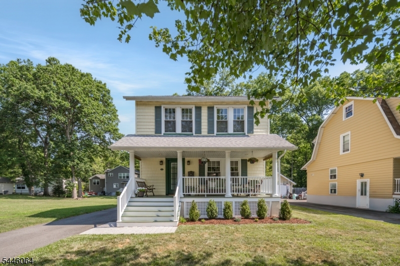main property photo 7