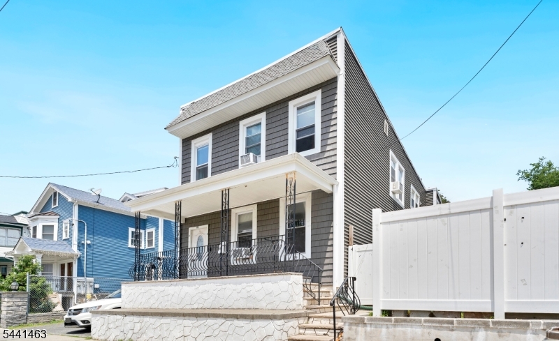 main property photo 23