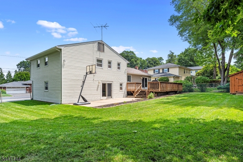 main property photo 22
