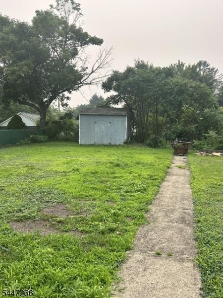 main property photo 11