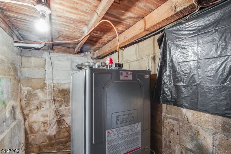 main property photo 22