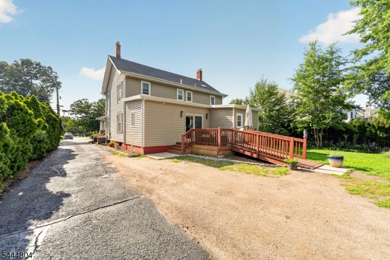 main property photo 40
