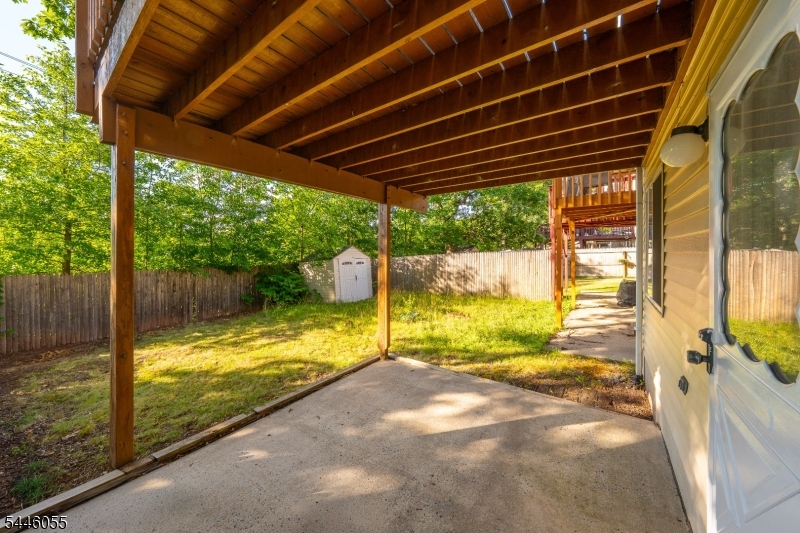 main property photo 19