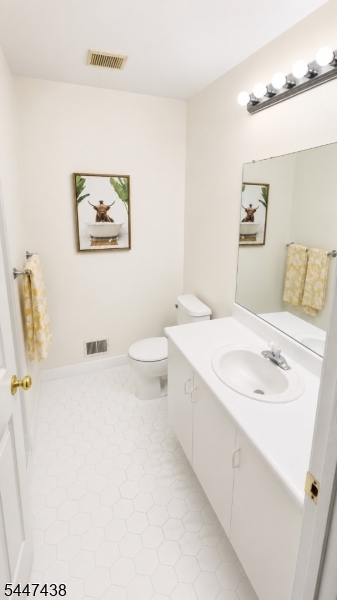 main property photo 13