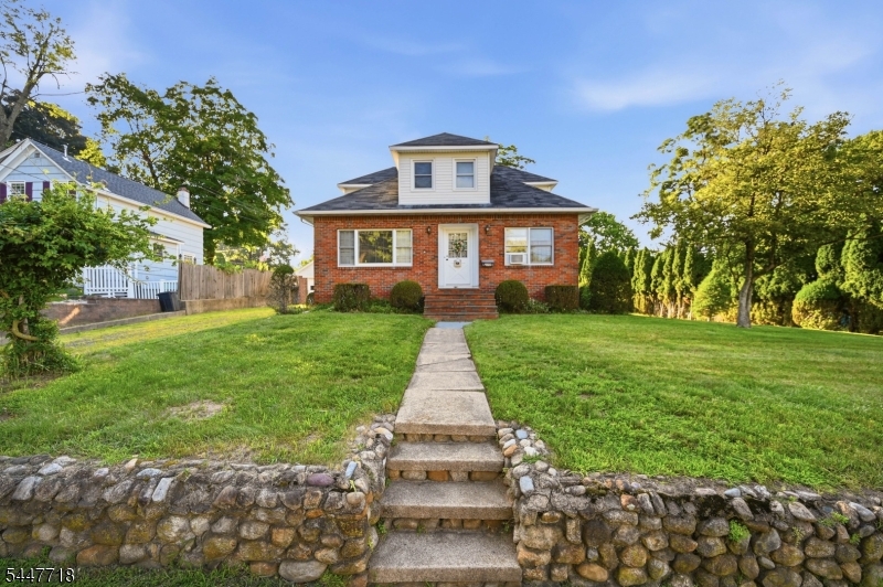 main property photo 34