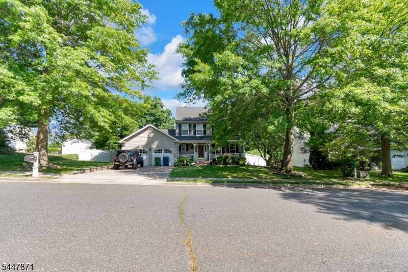 main property photo 7