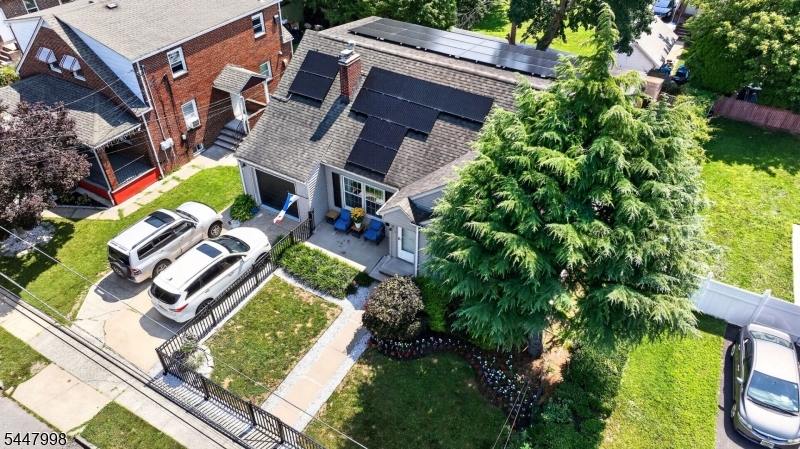 main property photo 37