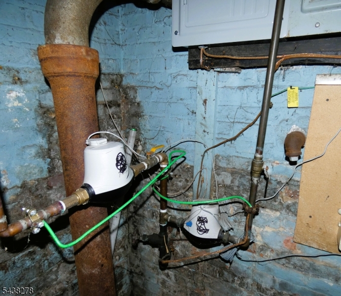 main property photo 17