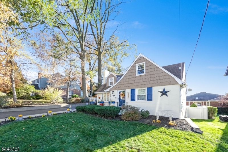 main property photo 36
