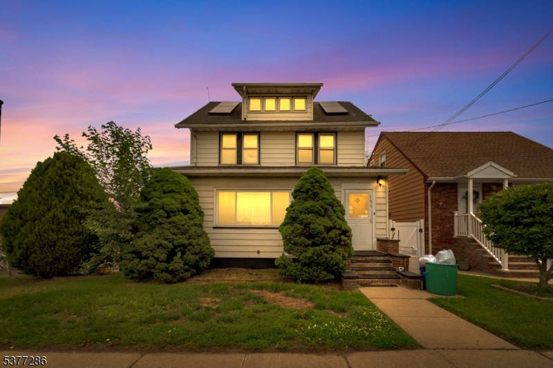 main property photo 28