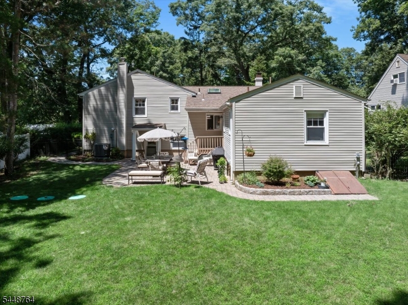 main property photo 29