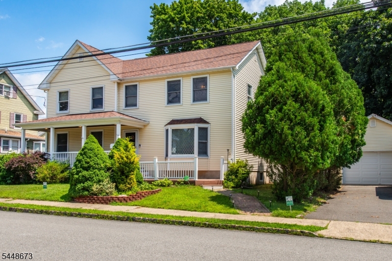 main property photo 38