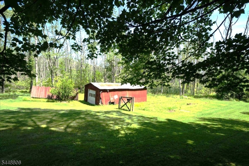 main property photo 32