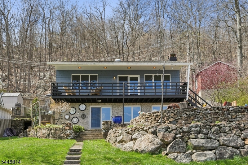 main property photo 41
