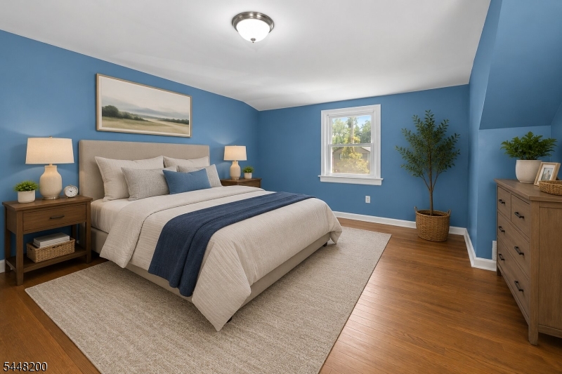 main property photo 17