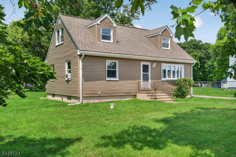 main property photo 24