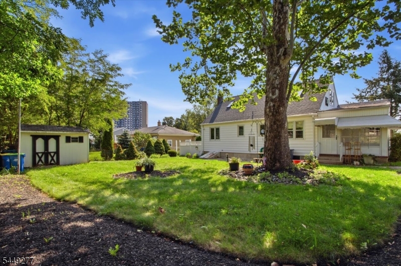 main property photo 36