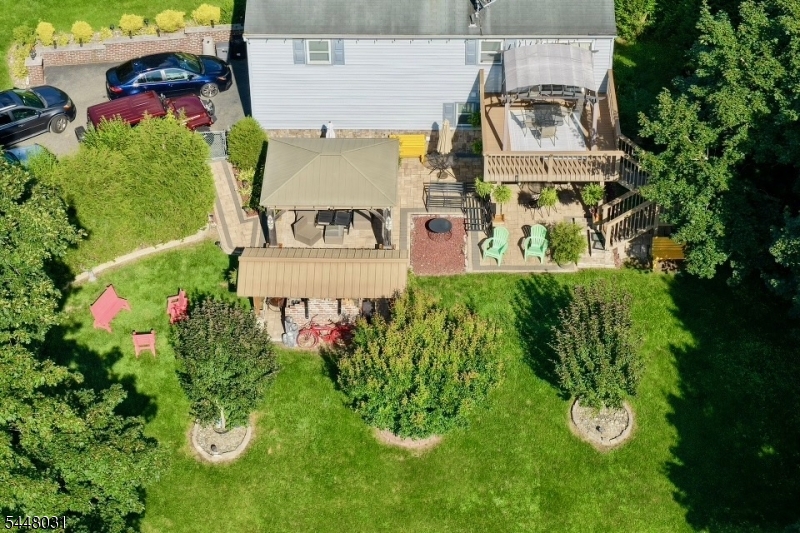 main property photo 22