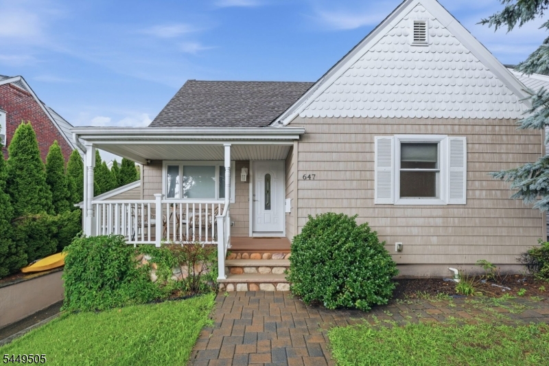 main property photo 1