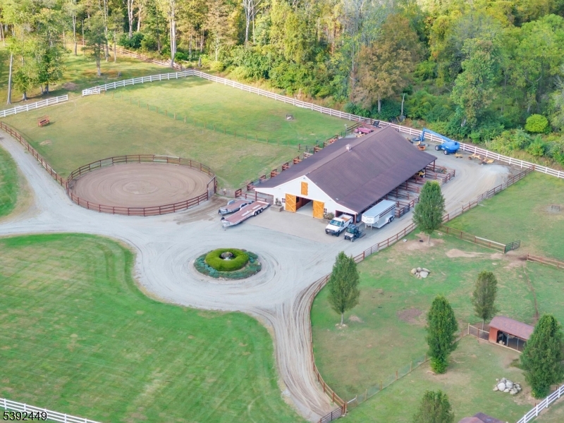 main property photo 41