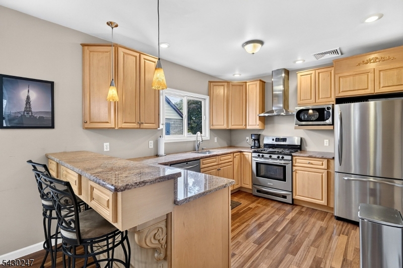main property photo 13