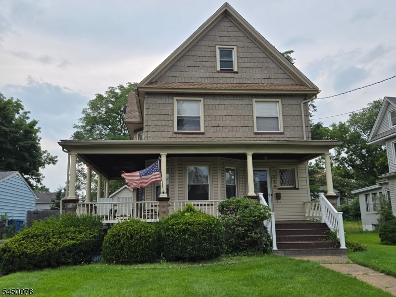 main property photo 10
