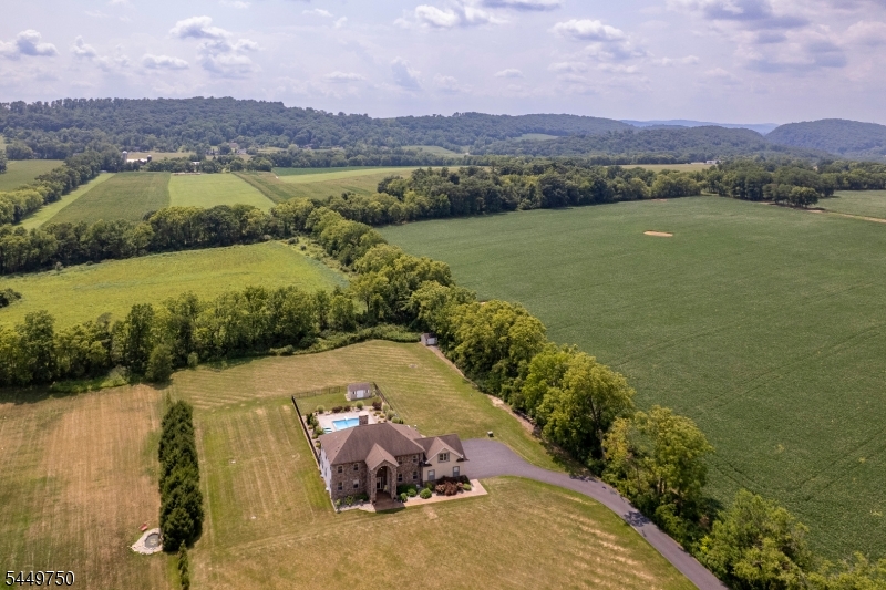 main property photo 44
