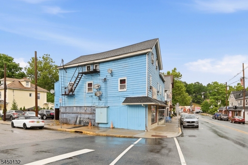 main property photo 27