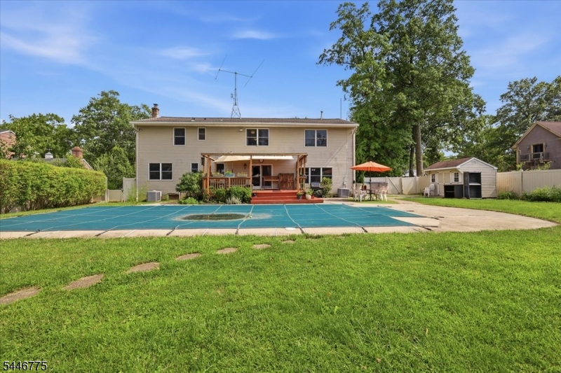 main property photo 31