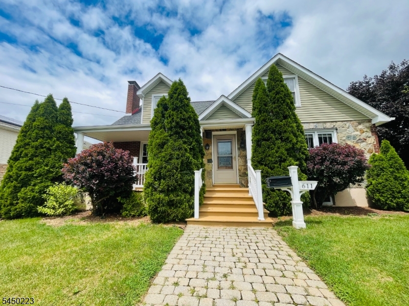 main property photo 1
