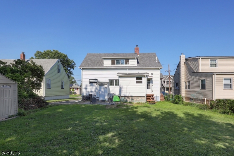 main property photo 7