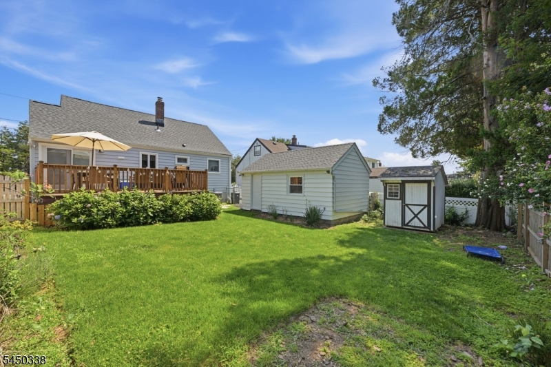 main property photo 27