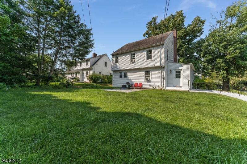 main property photo 23