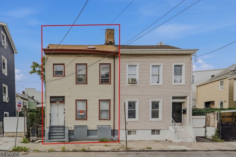 main property photo 13