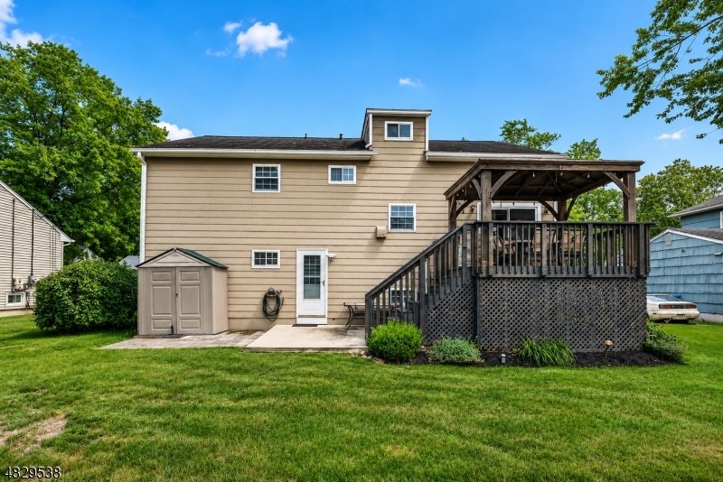 main property photo 22