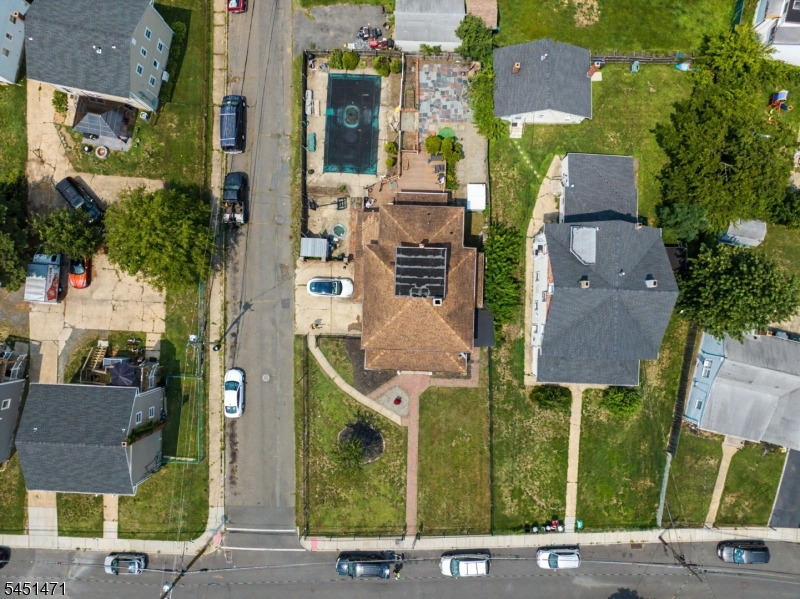 main property photo 49