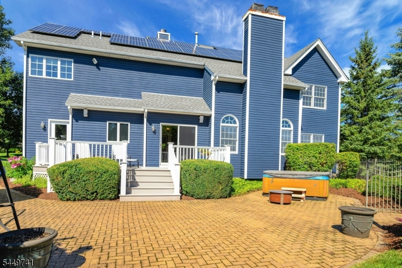 main property photo 41