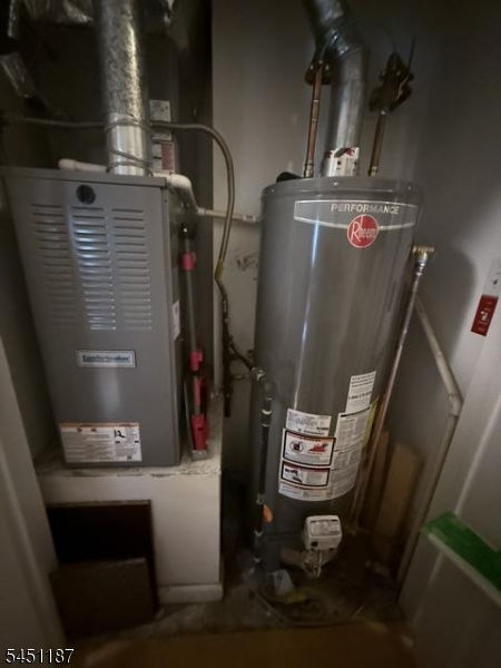 main property photo 17