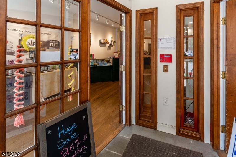 main property photo 37
