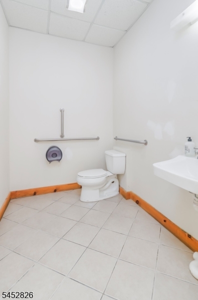 main property photo 20