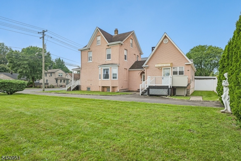 main property photo 34