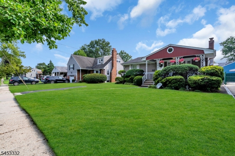 main property photo 3