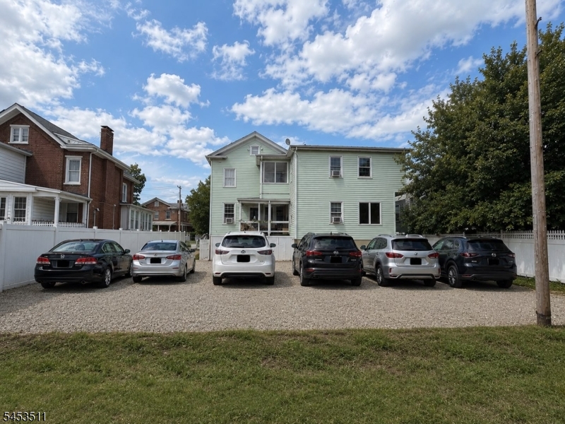 main property photo 13