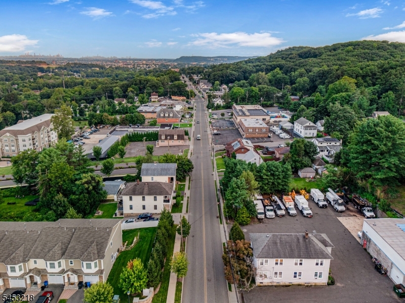 main property photo 39
