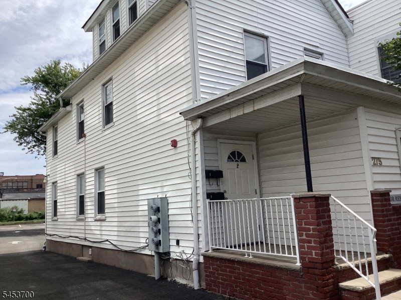 main property photo 14
